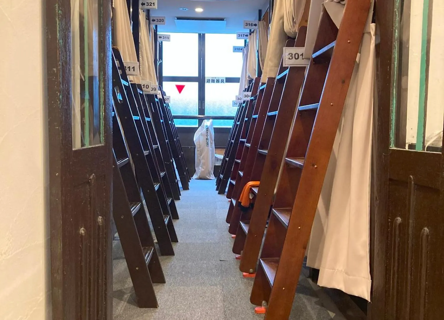 Hostel Lodging Tokyo Ueno 0*,  Japan
